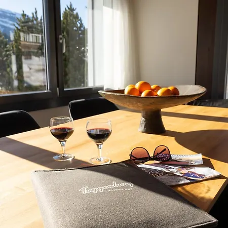 Alpstern Apartament *