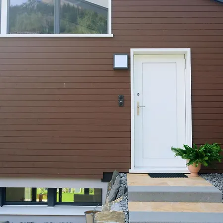 Alpstern Lejlighed *